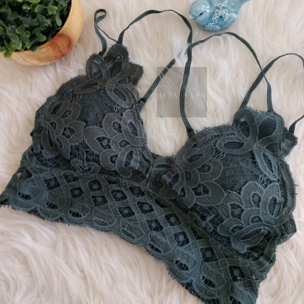 🆕 JAZA- Crochet Lace Padded Bralette